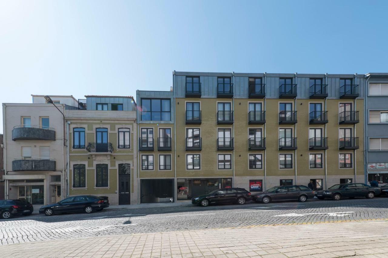 Lovelystay - Downtown Balcony Apartment With Free Parking Порто Екстериор снимка