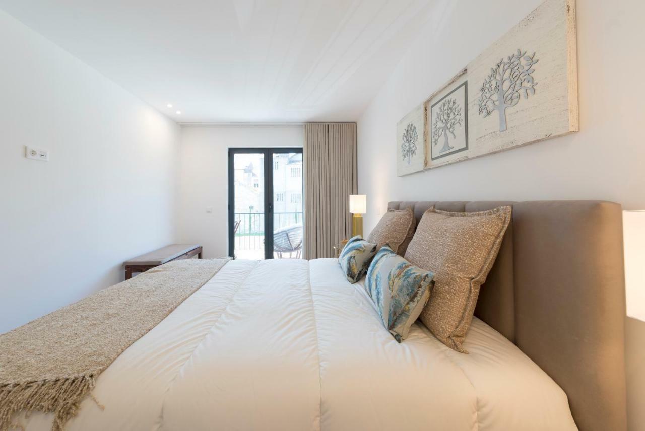 Lovelystay - Downtown Balcony Apartment With Free Parking Порто Екстериор снимка